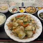 中国料理 頤和園 - 裏メニュー　揚げ焼きそば