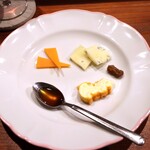 Hachihare - オーガニックチーズ盛り合わせ