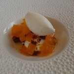 フィエルテ - 柿をお洒落にデザートの一皿へ
