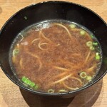 初音鮨 - あら汁