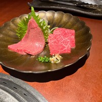 蕃 YORONIKU -  蕃 YORONIKU -