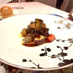 ストラスヴァリウス - 特選牛肉の網焼きロッシーニ風（フォアグラ添え）トリュフ風味