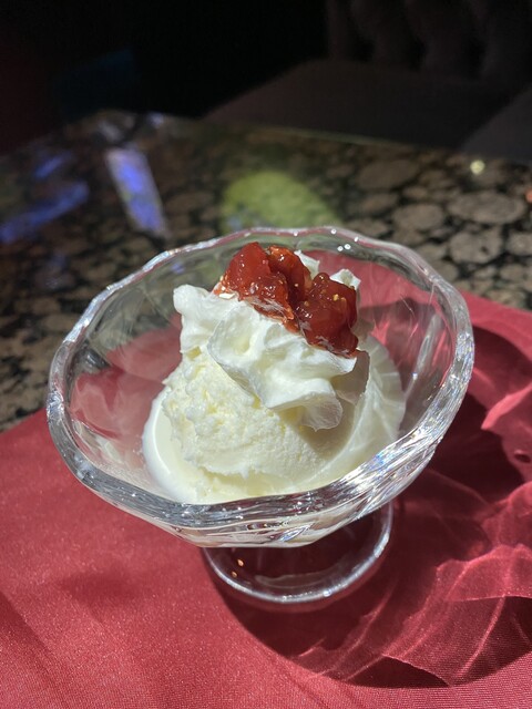 Casual Bar Double Tomahawk