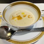 洋食 つばき - タロ芋のポタージュ