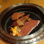焼肉きんぐ - お肉焼いています② (2024.12.26)