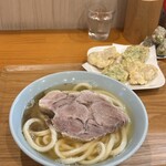 手打ちうどん 上を向いて - かしわ天も