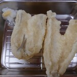 大衆酒場ニューベルク - キスの天ぷら　250円