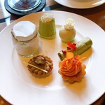 ザ ラウンジ＆バー - 