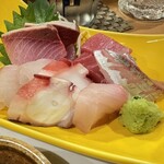 鮮魚と鰻 清流満月 野毛 - 