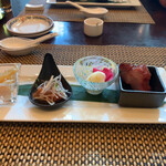 ホテルオークラ 中国料理「桃花林」 日本橋室町賓館 - 四種前菜の盛り合わせ〜お料理も〜さぁ〜スタートです‥