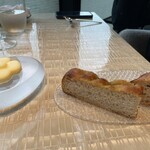 ベージュ アラン・デュカス 東京 - 