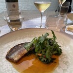 ベージュ アラン・デュカス 東京 - 