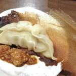 麺匠 マジデ - 羽根つき餃子