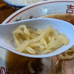 喜多屋 - 曽我製麺の中太麺