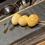 焼鳥 まこ - ウズラ♬チョー半熟♡