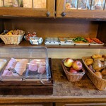 Hotel Vier Jahreszeiten - 料理写真: