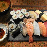 竹寿司 - にぎり１人半￥800-