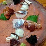 志づ香 - 刺身盛り　タコ・ヒラメ・カンパチ・カツオづけ