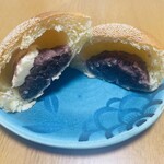 岡田謹製 あんバタ屋 - あんバタパン断面　
