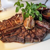 37 Steakhouse & Bar - 