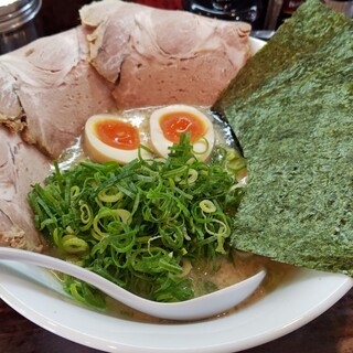口コミ一覧 : 博多豚骨うまか丸 - 本厚木/ラーメン [食べログ]
