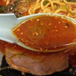 山岡家 - 辛味噌ラーメン820円、海苔5枚140円、味濃いめ油多めのスープ(2024.12.8)