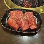 炭火焼肉徳重 - 