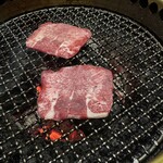 炭火焼肉徳重 - 