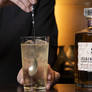 カクテルとウィスキー10種ずつ◆充実のラインナップで満喫