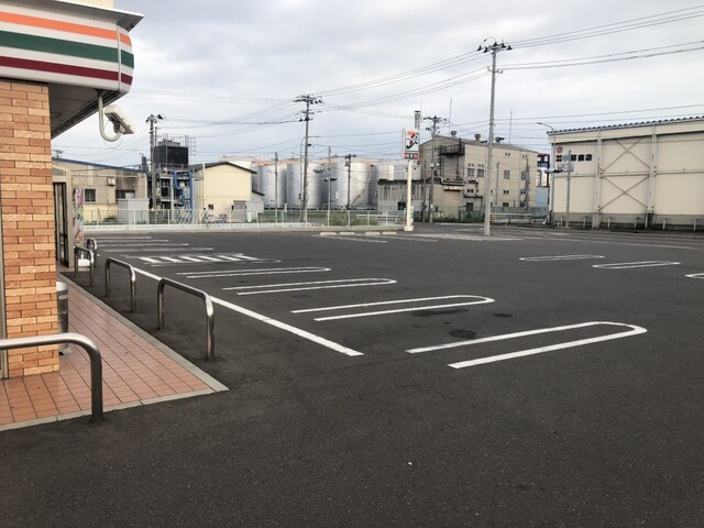 セブンイレブン 八戸第3魚市場前店（7-ELEVEN） - 白銀（コンビニ・スーパー）の写真