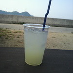 みんなのコーヒー - レモネード（アイス）アウトドアバージョン。