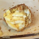 しすい亭 - 玉子のクリームコロッケ　中はこんな感じ