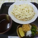 味処ふれあい亭 - 冷やしうどん 580円