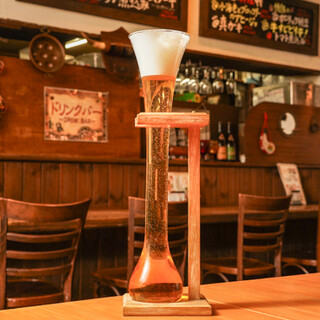 数量限定！ジョッキ約3杯分の「ハーフヤードビール」で乾杯☆