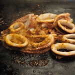 月島もんじゃ もへじ - いかの丸焼き 肝醤油