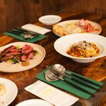 THE SHED Espresso & Wine - 自作のレジンテーブル