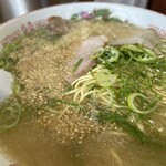 江ちゃんラーメン - ゴマもたっぷりと…ね！