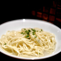 白金Baru - 色々貝の白ワイン蒸しのパスタ
