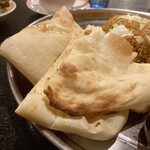 New Delhi Spice - ナン