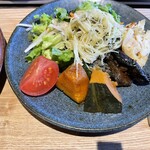 KHAOS - このサラダ、抜群に秀逸です。