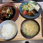 KHAOS - 黒酢酢豚定食1,500円