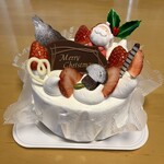 手作りケーキの店　菓子の木 - 4号サイズで税込み¥3,700.-                                         家族3人ならちょうど良いかな？