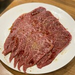 炭火焼肉ホルモンさわいし - YAZAWA BEEF カタサンカク