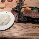 クローバーステーキハウス - バベットB250gのセット