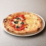 【メタメタ】クワトロフォルマッジ＆マルゲリータ