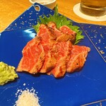 卓 - 飛騨牛炙り刺し