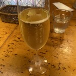 サムシング・トレ - ランチのスプマンテ