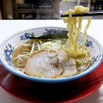 ラーメン内山 - 手打ち麺