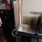 弘明寺丿貫 - ウォーターサーバー。ティッシュもここ