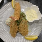えいすけ - エビ＆カキフライ定食　1,330円　ライス大盛り＋50円
